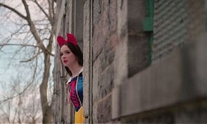 Evil Queen Bianca Beauchamp Makes Hazel Moore Squirt - Snow White Porn Cosplay Parody