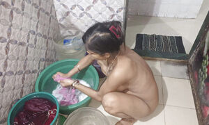 DESI BHABHI SUHANA FUCKED BY DEWAR WHEN HASBAND NOT IN HOME SEX VIDEO HINDI  BIHARI
