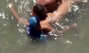 Mother caught deepthroating a weenie in the surf