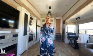 Helping My Stepmom Become Instagram Famous - Jane Cane