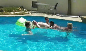 Holiday Pool Orgy Blowjob fun & underwater camera